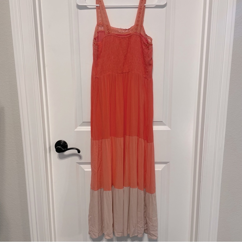 Tiered peach Midi tank dress - Picture 2 of 8